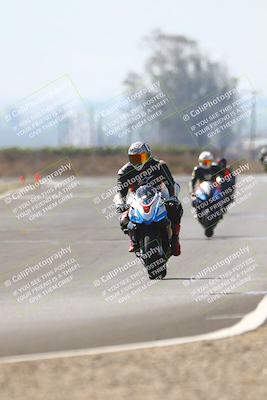 media/Sep-20-2025-TrackDaz (Sat) [[27f0cde673]]/B Group/220pm (Turn 9)/